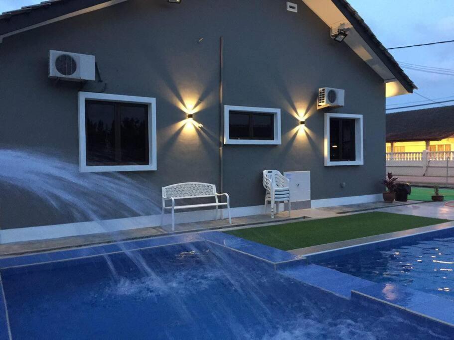 Melaka Beach Villa Klebang Besar Eksteriør bilde
